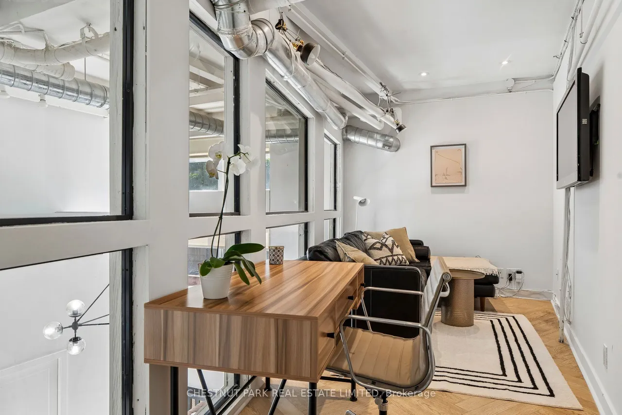 1159 Dundas Street E — photo 16