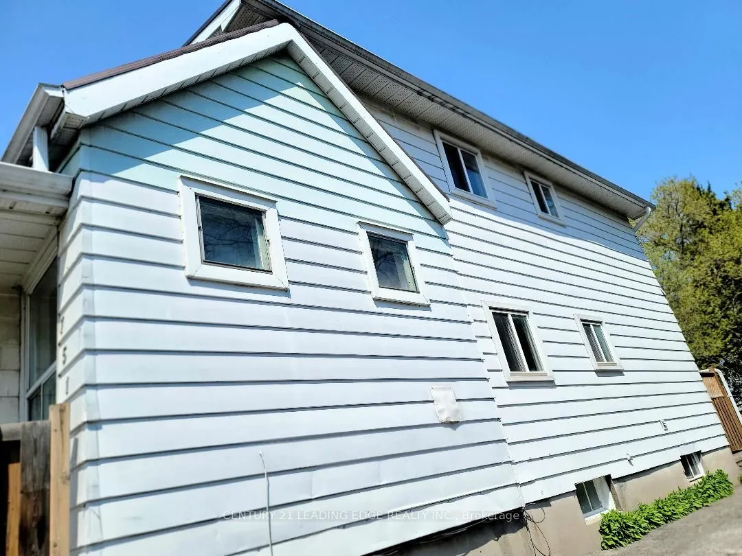 751 Gifford Street — photo 3