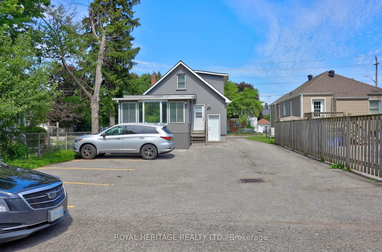 916 BROCK STREET SOUTH Street — photo 25
