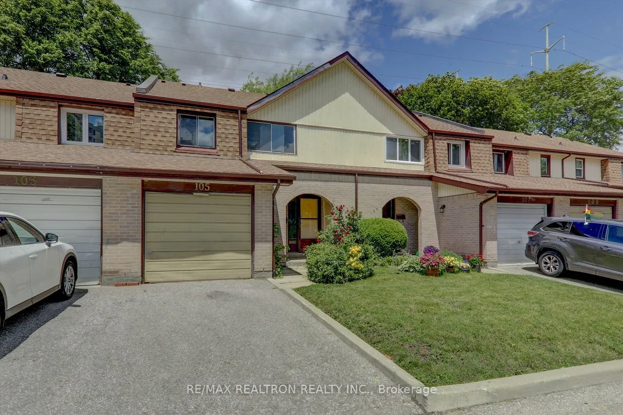 10 Livonia Place, Unit 105 — photo 3