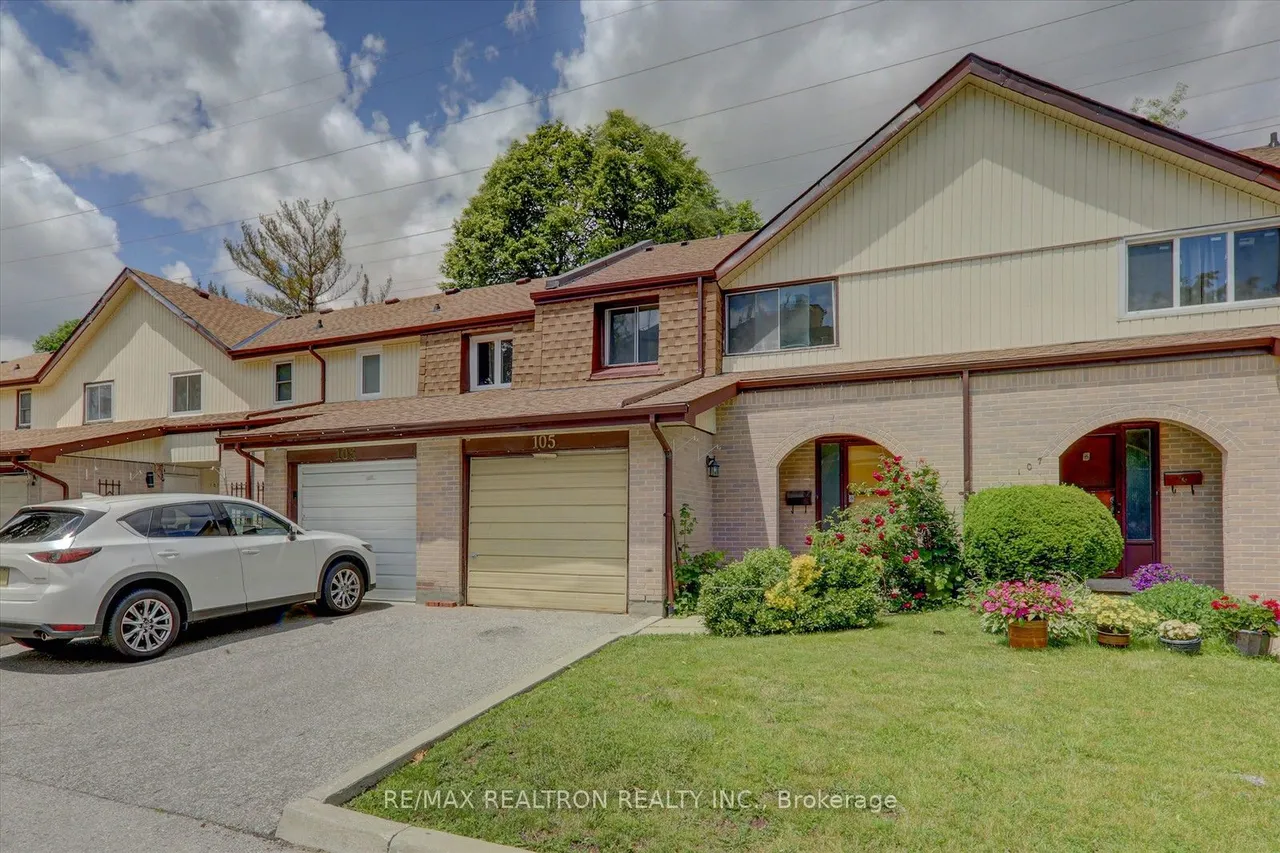 10 Livonia Place, Unit 105 — photo 2