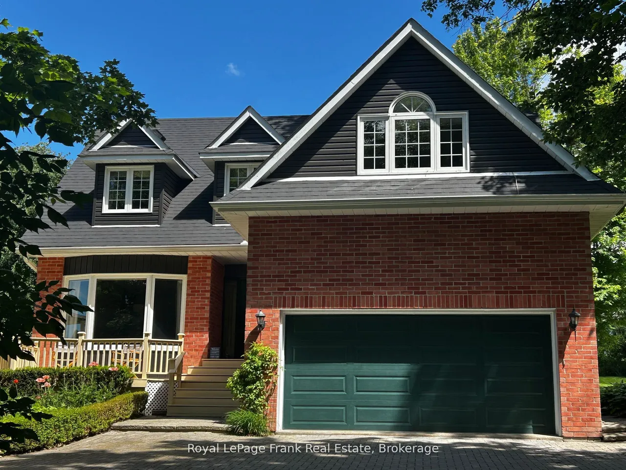 85 Ambleside Drive — photo 3
