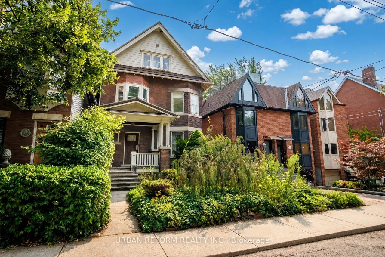 197 De Grassi Street — photo 2