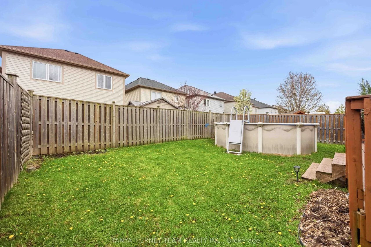 75 Robert Attersley Drive E — photo 46