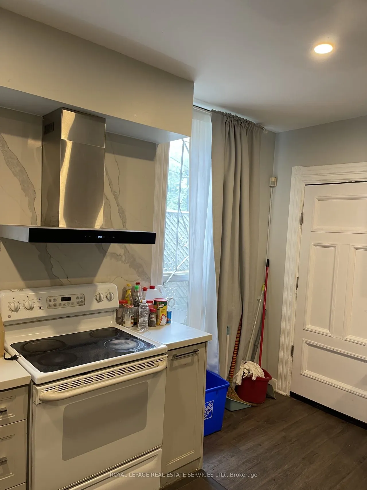 753 Gerrard Street E, Unit 2 — photo 2