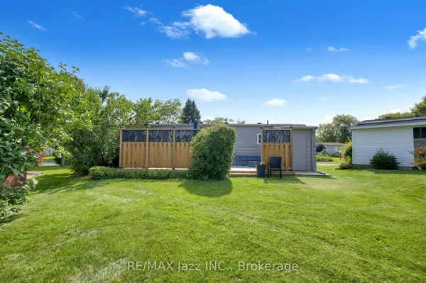 8 Wheelhouse Drive — photo 2