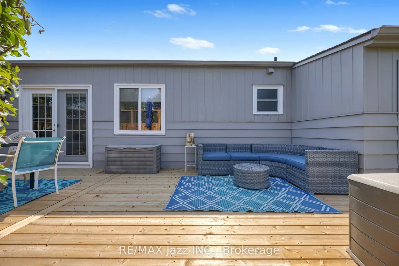 8 Wheelhouse Drive — photo 3