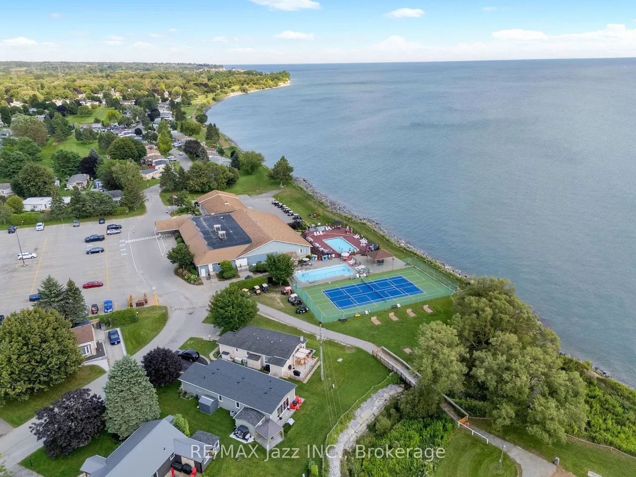 8 Wheelhouse Drive — photo 48