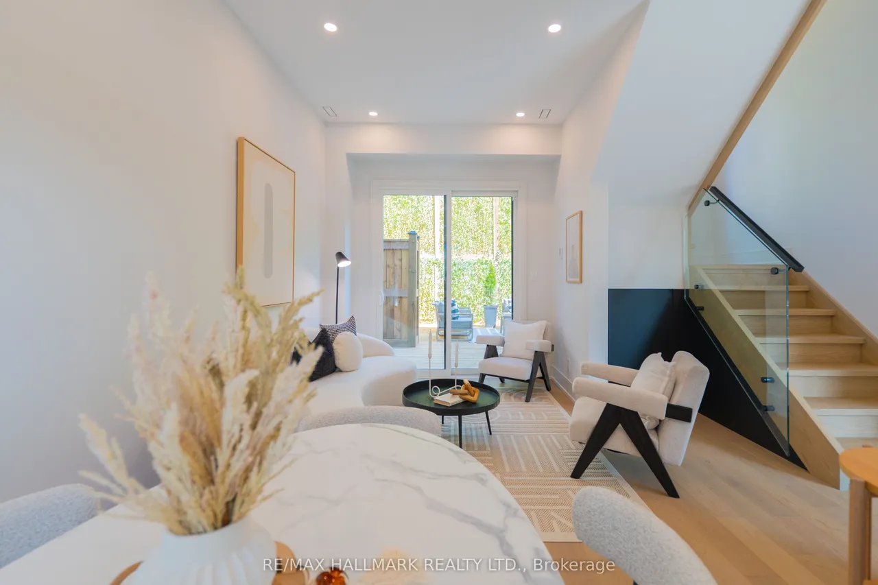 22 Harriet Street — photo 3