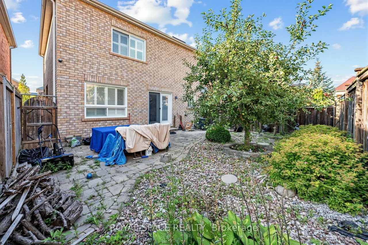 7 Urwin Street — photo 37