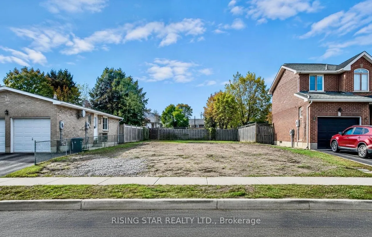 706 Cochrane Street — photo 3