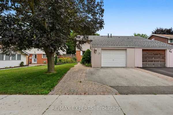 71 Dogwood Crescent — photo 2