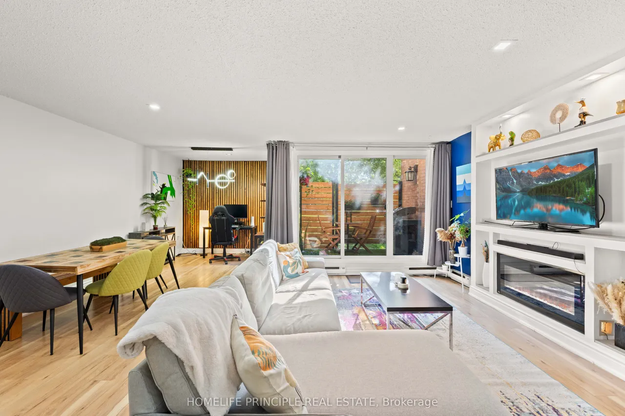 100 Mornelle Court, Unit 1059