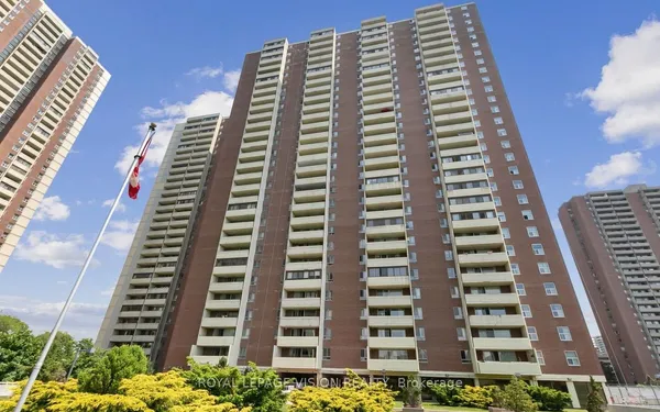 5 Massey Square, Unit 2801