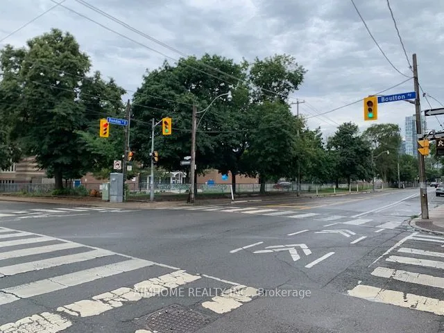 966 Dundas Street E — photo 10