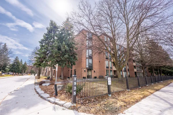 1525 Diefenbaker Court, Unit 402