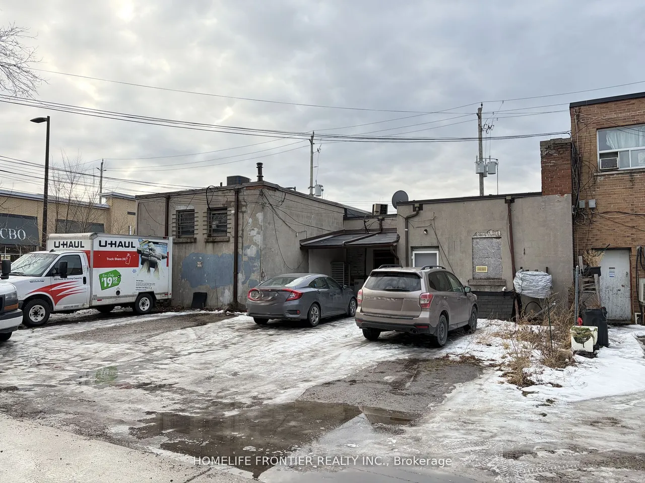 1019 Coxwell Avenue — photo 3