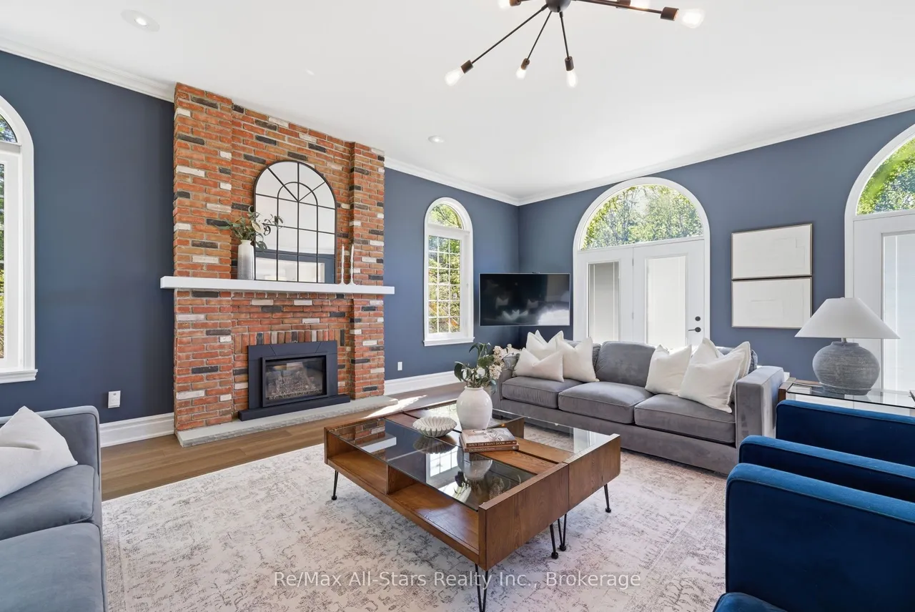 136 Wintergreen Court — photo 3