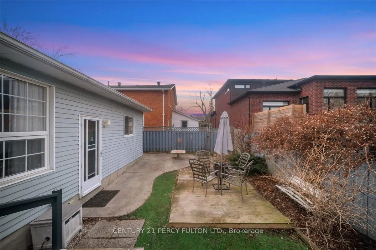 5 Durham Street — photo 32