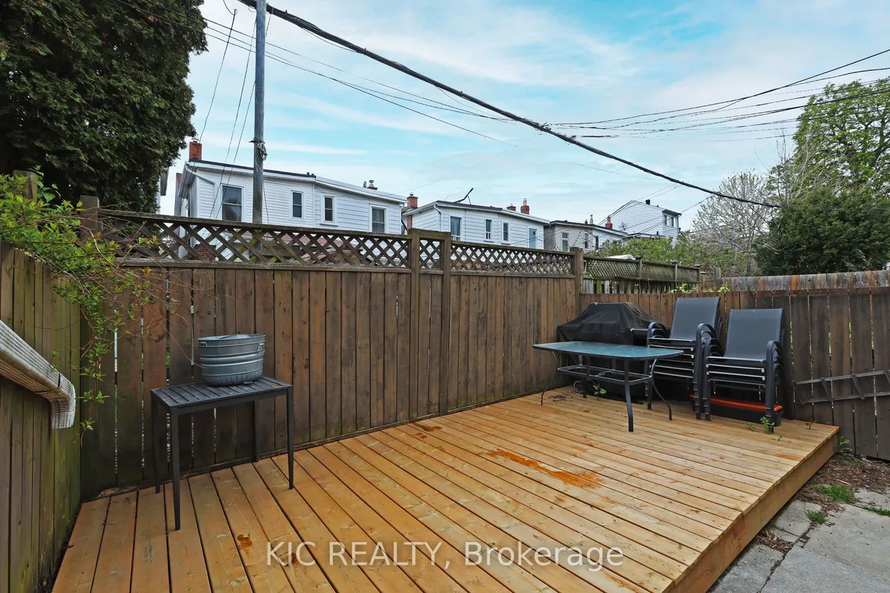 20 Ashdale Avenue — photo 35