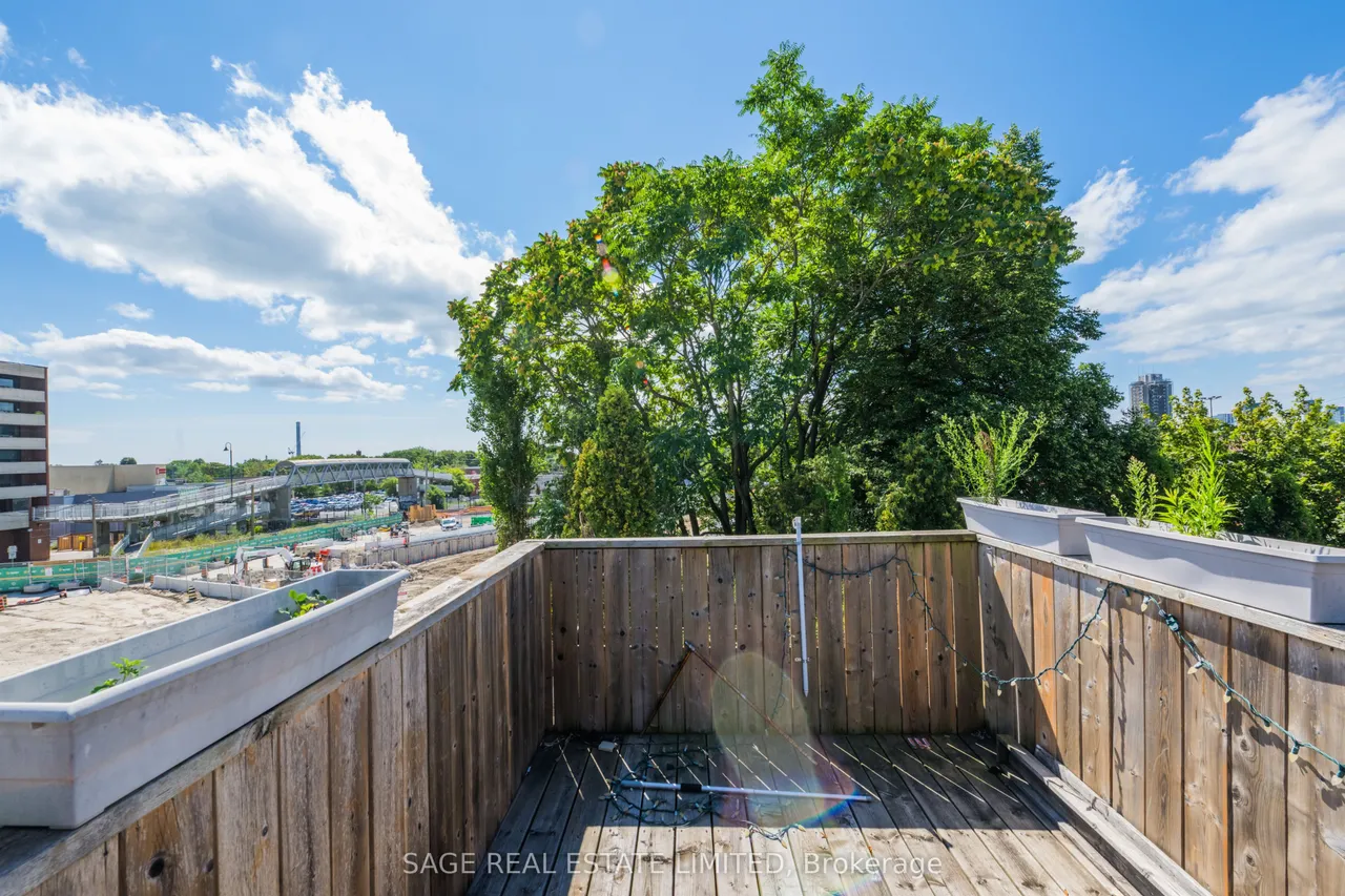 241 Langley Avenue — photo 46