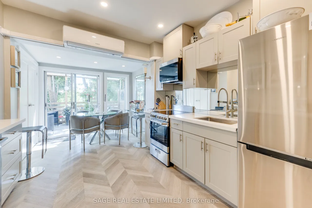 241 Langley Avenue — photo 3