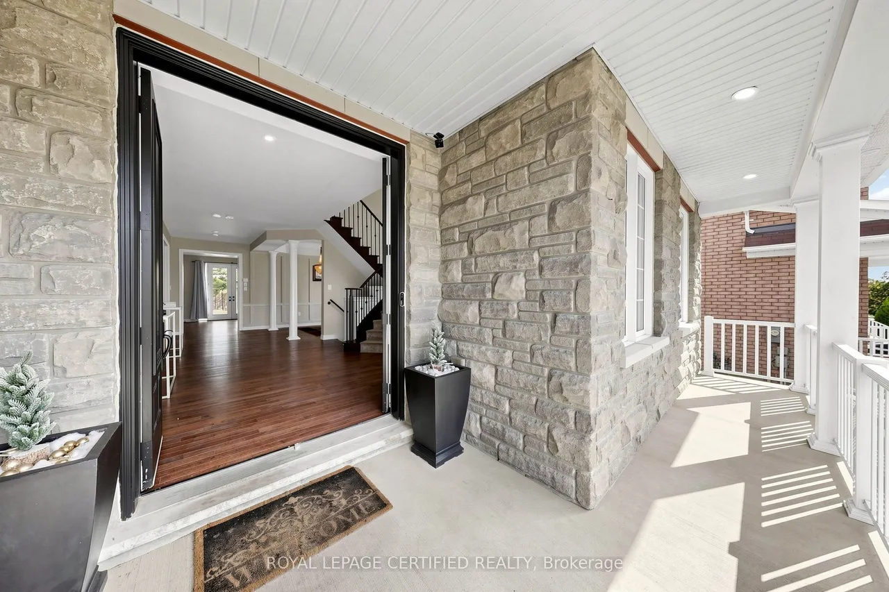 1428 Woodstream Avenue — photo 2