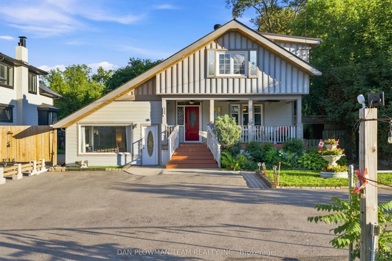 519 Kingston Road W
