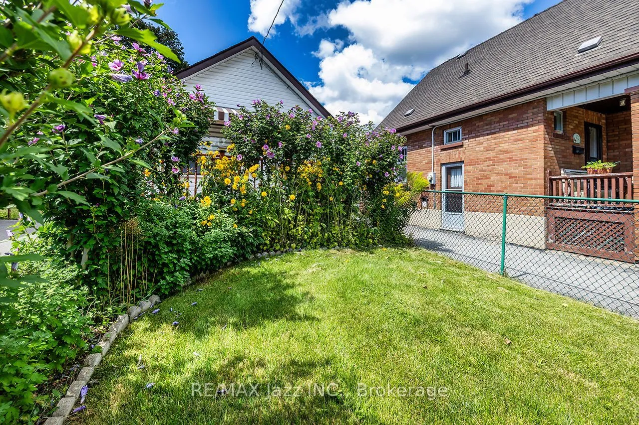 150 Verdun Road — photo 3
