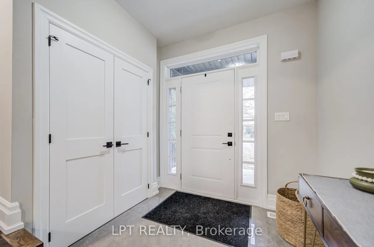363 Rosebank Road — photo 3