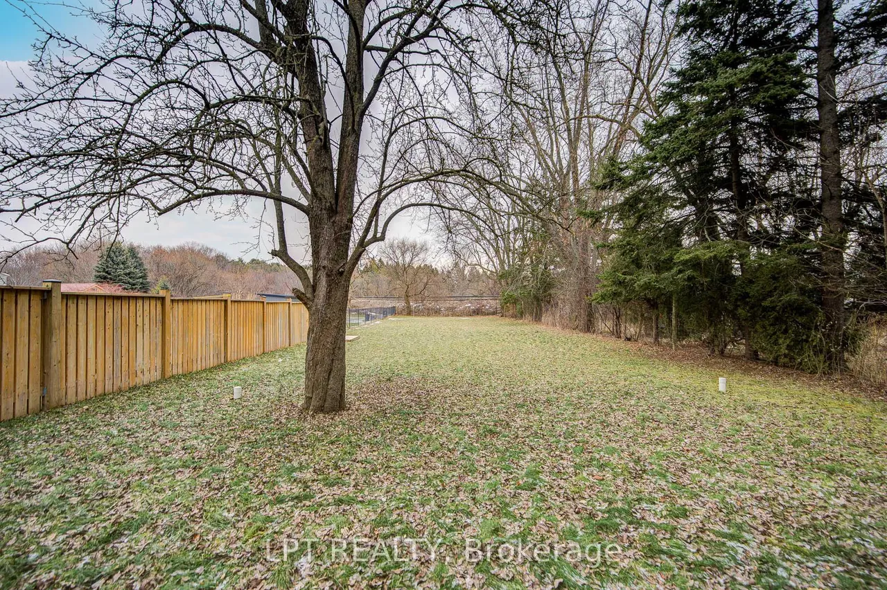 363 Rosebank Road — photo 49
