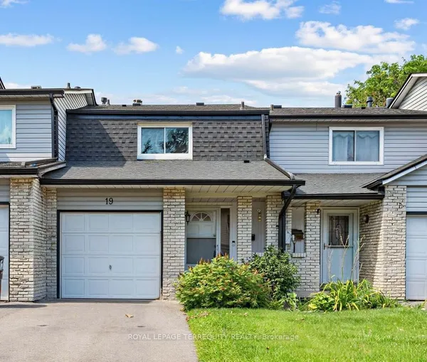 1330 Trowbridge Drive, Unit 19