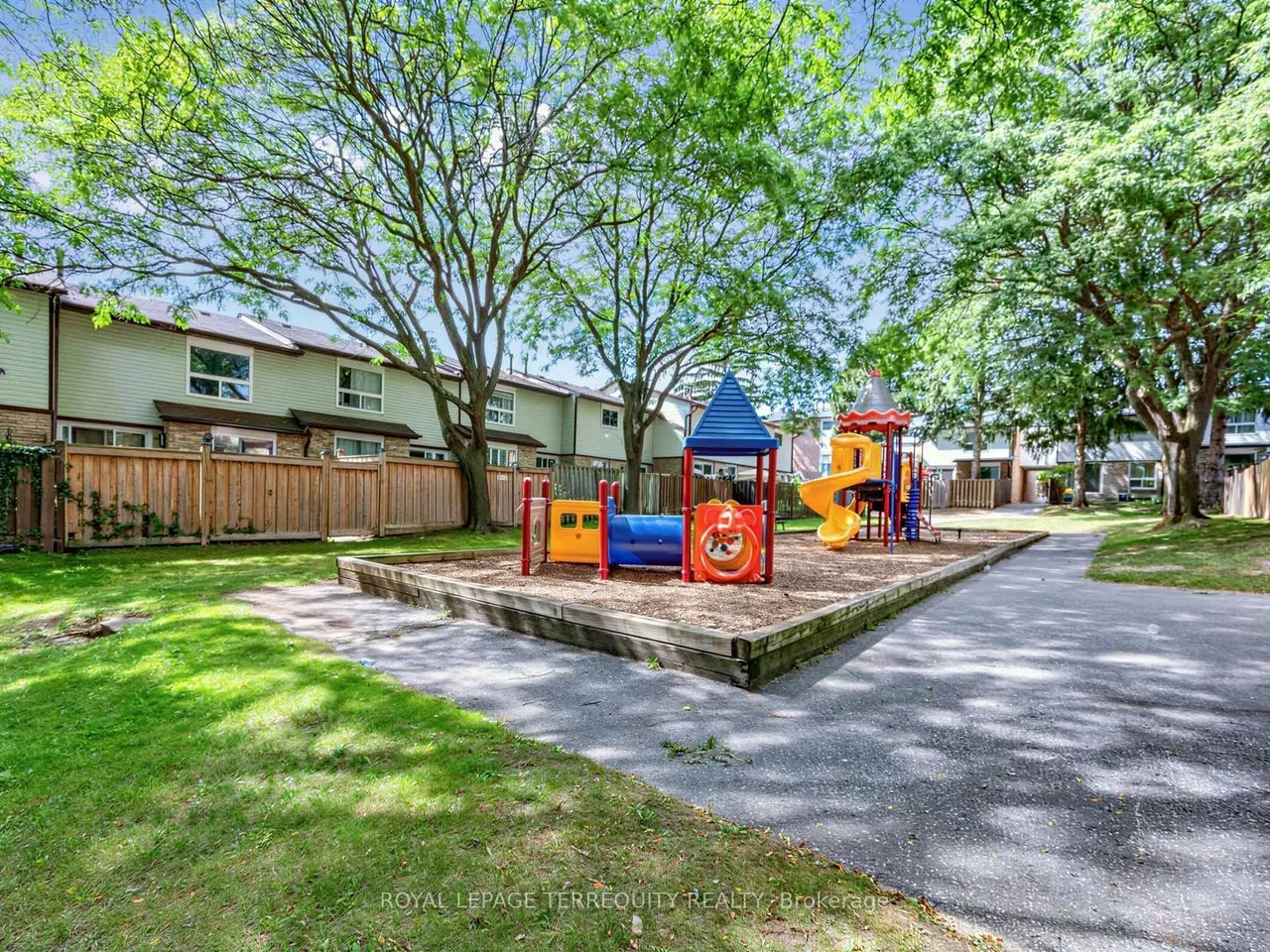 1330 Trowbridge Drive, Unit 19 — photo 26