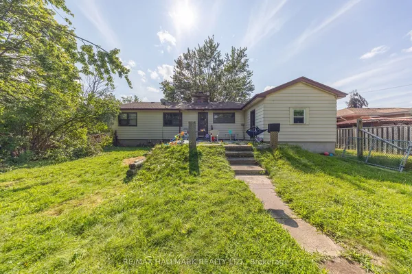 1911 Glenview Road — photo 2