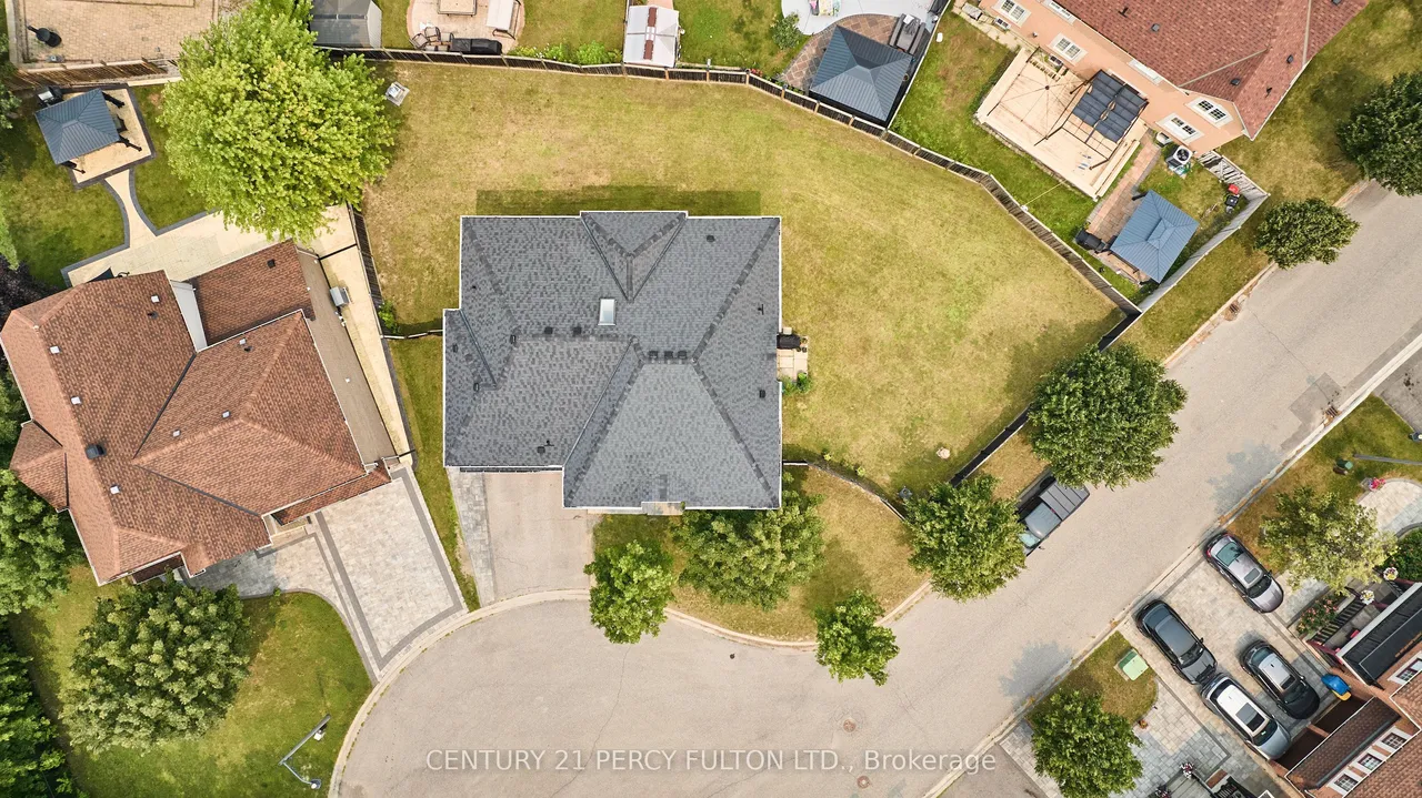 8 Mackeller Court — photo 49