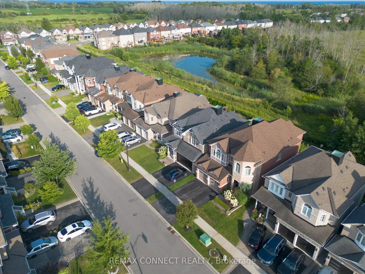 120 SHARPLIN Drive — photo 3