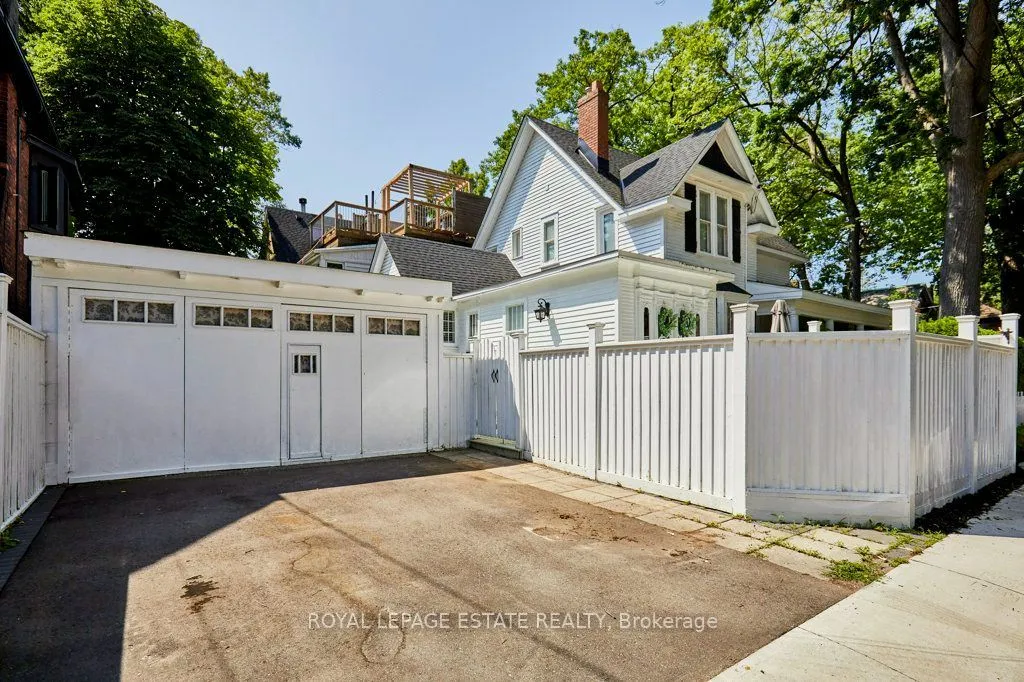 57 Silver Birch Avenue — photo 49