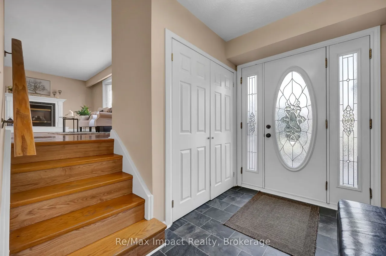 702 Westdale Court — photo 3