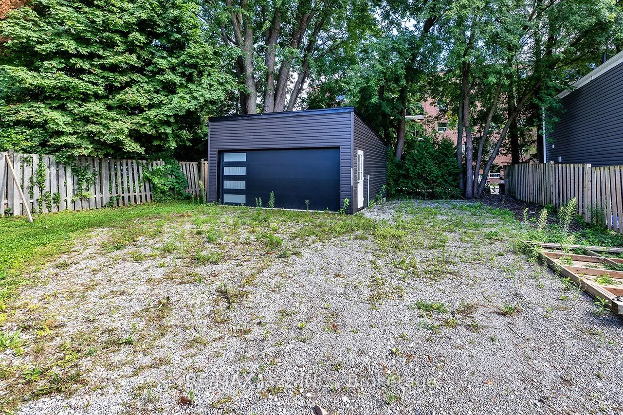 37 Lincoln Street — photo 34
