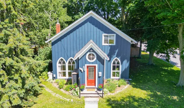 36 Emily Street E — photo 2