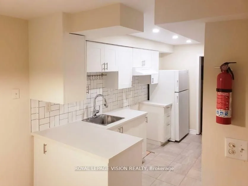 1678 Dellbrook Avenue — photo 44