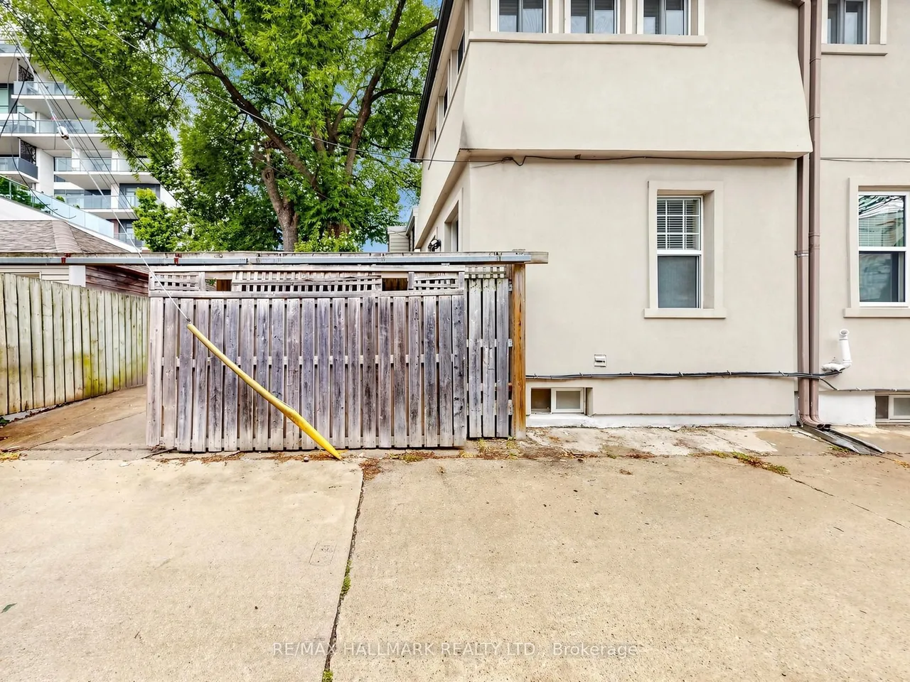 108 Knox Avenue — photo 45