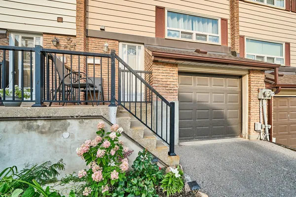 321 Blackthorn Street, Unit 39 — photo 2