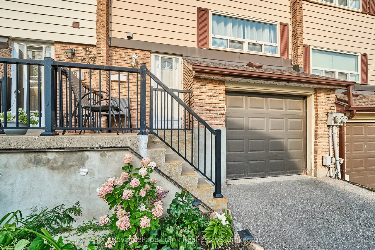 321 Blackthorn Street, Unit 39 — photo 2