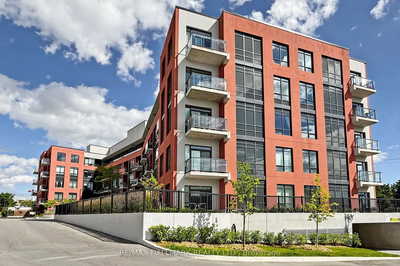 1010 Dundas Street E, Unit 517