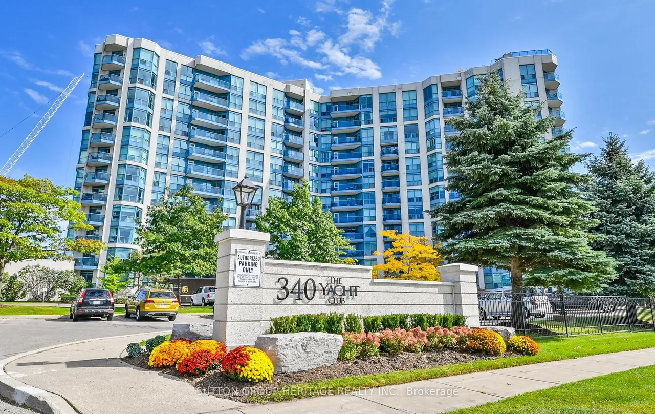 340 Watson Street W, Unit 902