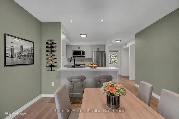 36 Petra Way, Unit 2 — photo 2