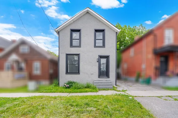 11 MAPLE Street — photo 2