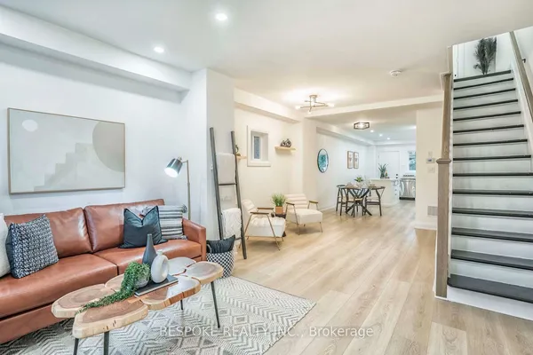 681 Cosburn Avenue — photo 2