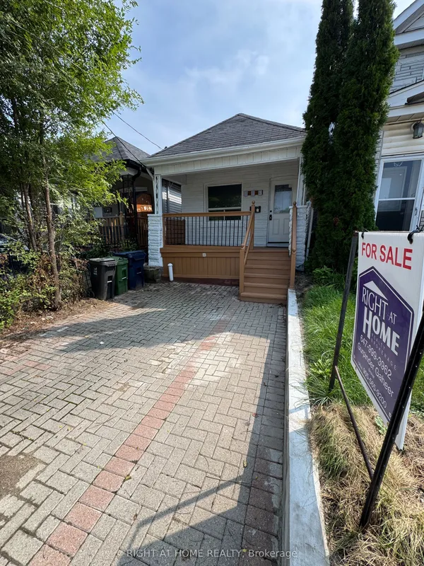 683 Mortimer Avenue — photo 2